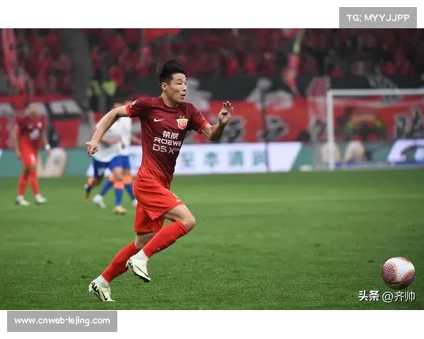 海港俱乐部举行三连冠总结会，武磊等出席